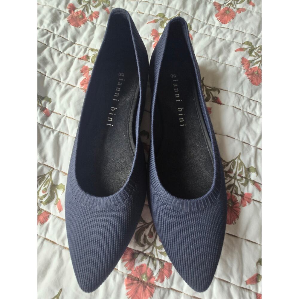 Women's Gianni bini, Black pointed Office Flats Cushioned Washable Insoles 8.5